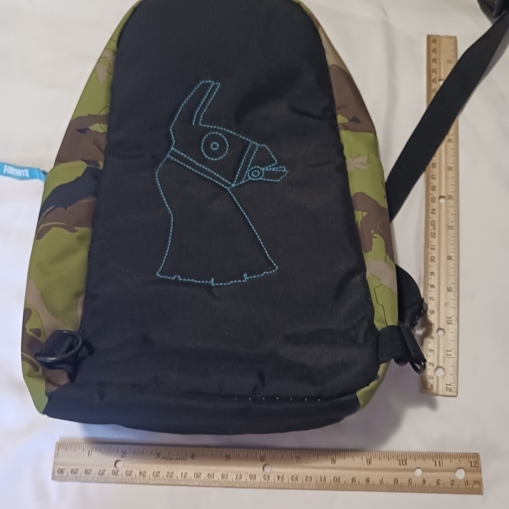 Fortnite Backpack - Picture 4 of 5
